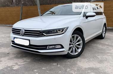 Универсал Volkswagen Passat 2017 в Чернигове