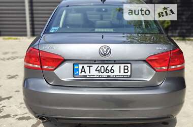Седан Volkswagen Passat 2014 в Ивано-Франковске