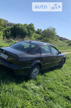 Седан Volkswagen Passat 1998 в Сумах