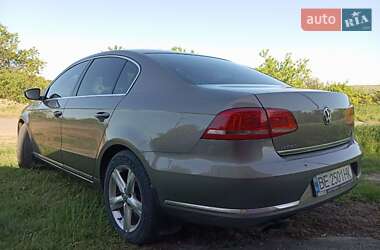 Седан Volkswagen Passat 2011 в Николаеве
