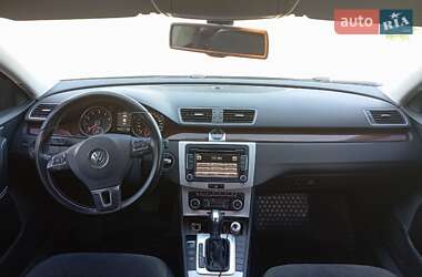 Седан Volkswagen Passat 2011 в Николаеве