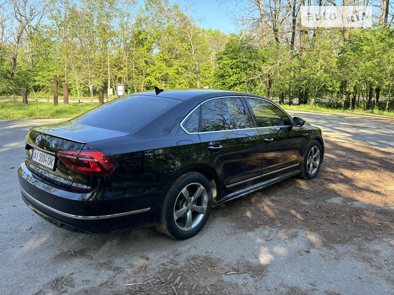 Седан Volkswagen Passat 2017 в Фастові
