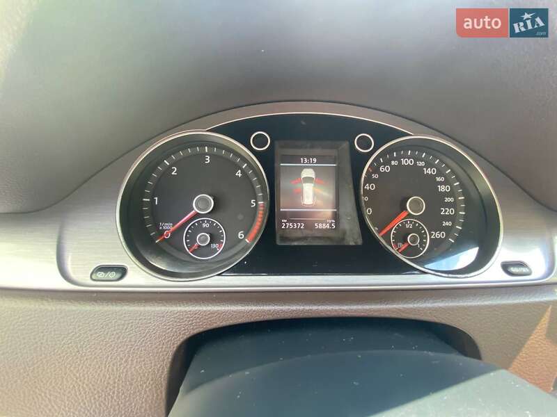 Универсал Volkswagen Passat 2014 в Ивано-Франковске