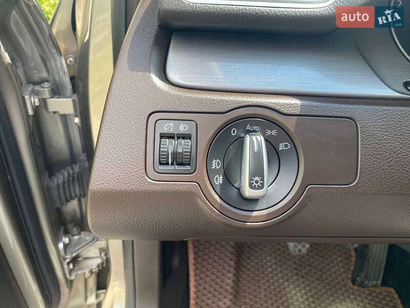 Универсал Volkswagen Passat 2014 в Ивано-Франковске