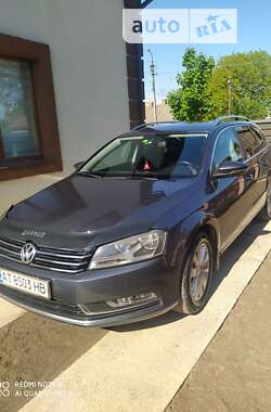 Универсал Volkswagen Passat 2012 в Городенке