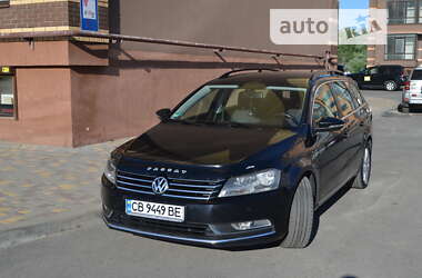 Універсал Volkswagen Passat 2011 в Чернігові