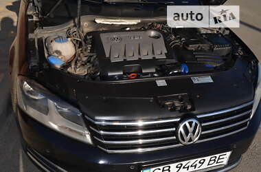 Универсал Volkswagen Passat 2011 в Чернигове