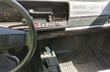 Универсал Volkswagen Passat 1983 в Каменке
