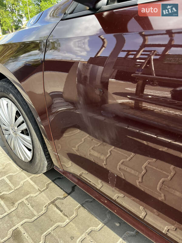 Седан Volkswagen Passat 2013 в Києві