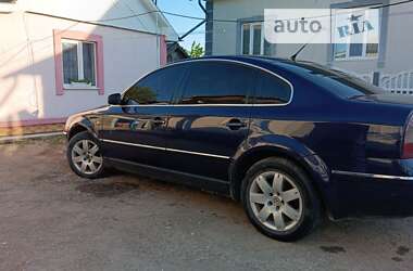 Седан Volkswagen Passat 2001 в Сокирянах