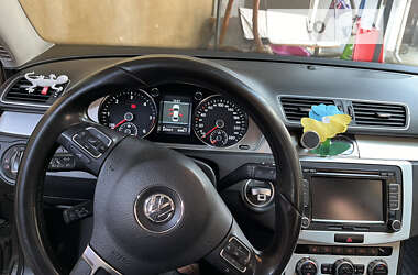 Седан Volkswagen Passat 2013 в Мукачево