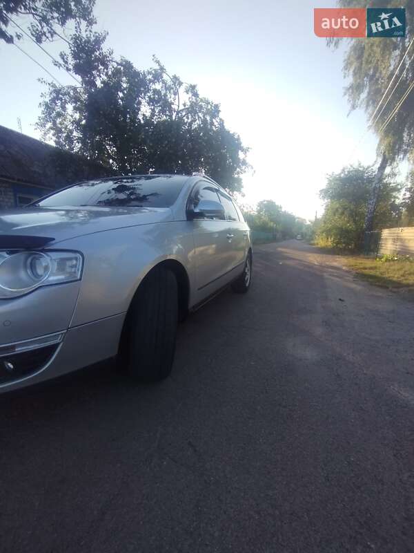 Универсал Volkswagen Passat 2008 в Коростене