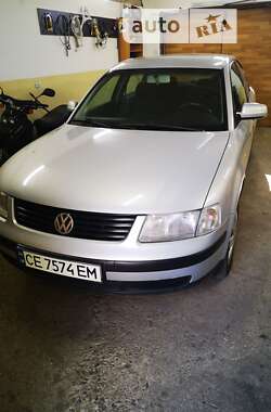 Седан Volkswagen Passat 1999 в Черновцах