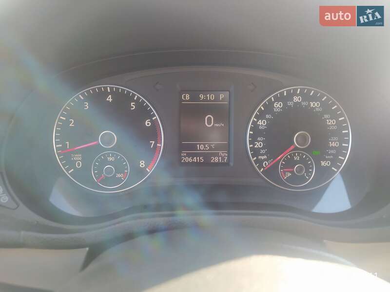 Седан Volkswagen Passat 2013 в Лановцах