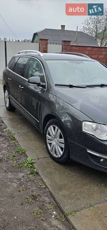 Универсал Volkswagen Passat 2006 в Киеве
