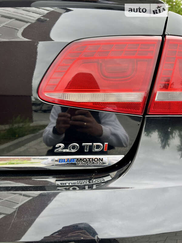 Седан Volkswagen Passat 2014 в Стрые