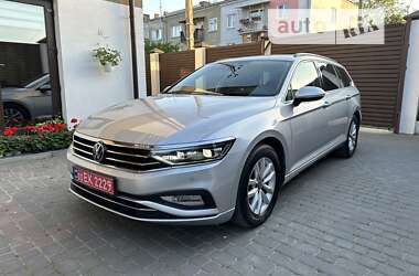 Универсал Volkswagen Passat 2020 в Луцке