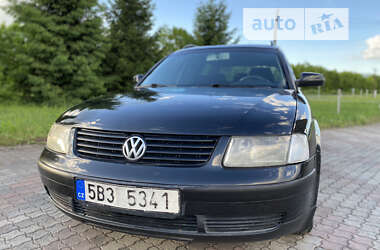 Универсал Volkswagen Passat 2000 в Иршаве