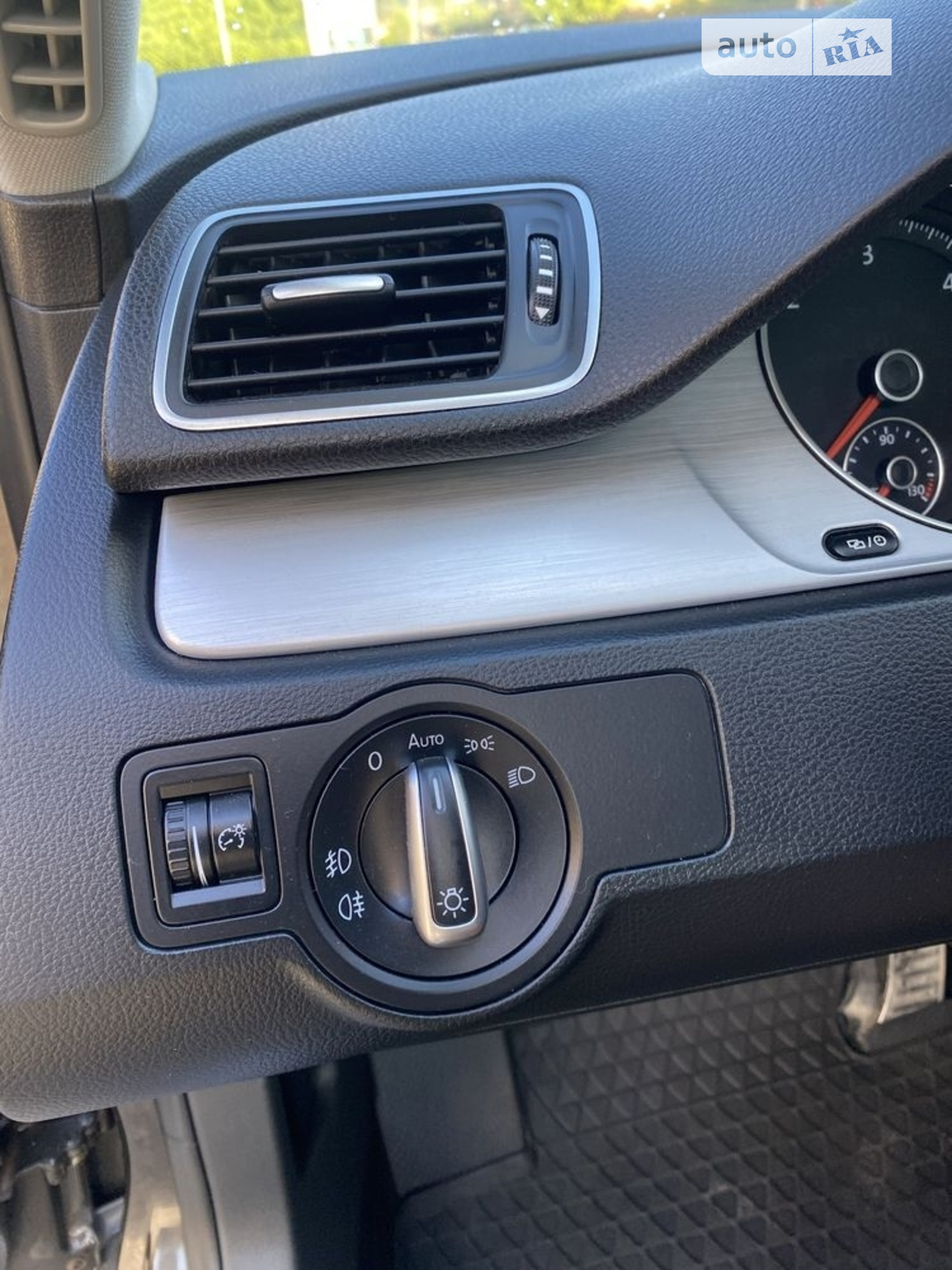 2013 Volkswagen Passat - мініатюра 21