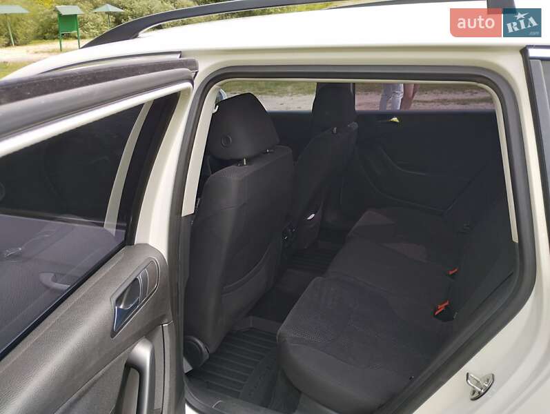 Универсал Volkswagen Passat 2006 в Сарнах фото 10 Универсал Volkswagen Passat 2006 в Сарнах
