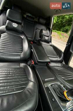 Універсал Volkswagen Passat 2013 в 