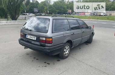 Универсал Volkswagen Passat 1989 в Киеве