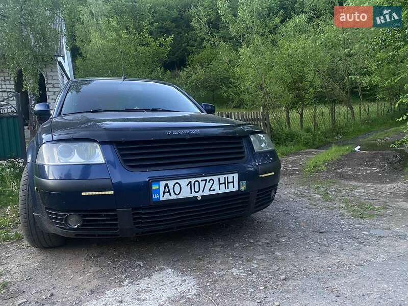 Седан Volkswagen Passat 2000 в Межгорье