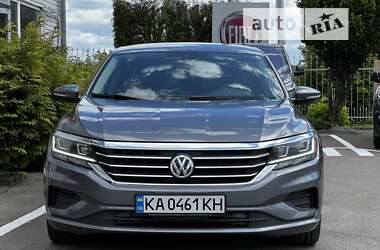 Седан Volkswagen Passat 2020 в Ровно