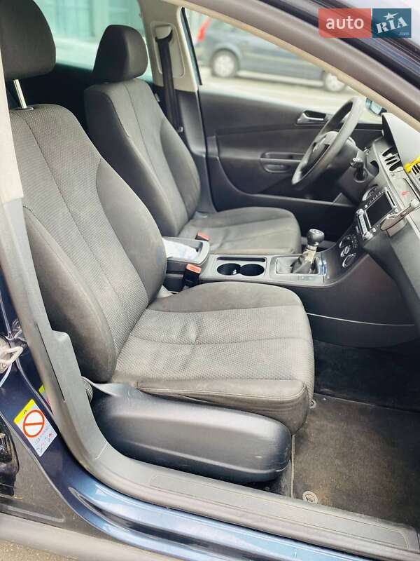 Универсал Volkswagen Passat 2006 в Чернигове