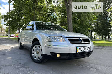 Седан Volkswagen Passat 2005 в Виннице