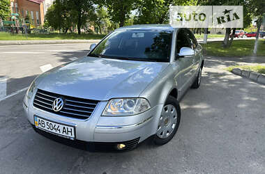 Седан Volkswagen Passat 2005 в Виннице