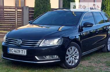 Универсал Volkswagen Passat 2011 в Львове