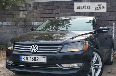 Седан Volkswagen Passat 2012 в Києві