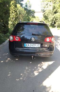 Универсал Volkswagen Passat 2006 в Ровно
