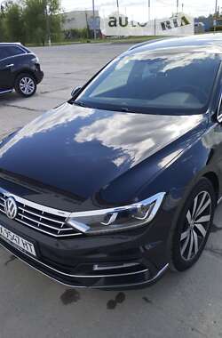 Универсал Volkswagen Passat 2017 в Дунаевцах