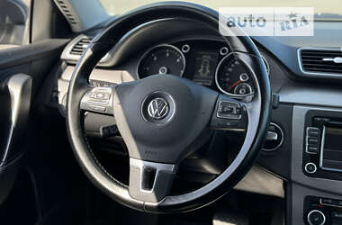 Универсал Volkswagen Passat 2011 в Радивилове