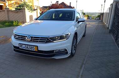 Универсал Volkswagen Passat 2018 в Черновцах