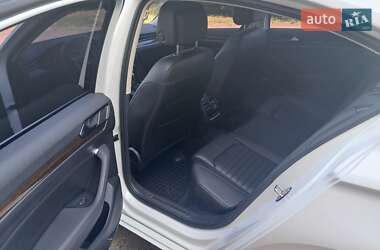 Седан Volkswagen Passat 2017 в 