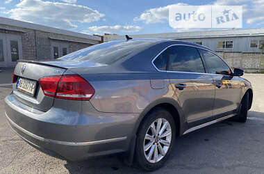 Седан Volkswagen Passat 2012 в Виннице