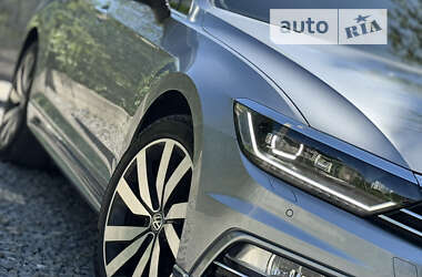 Седан Volkswagen Passat 2019 в Дрогобичі