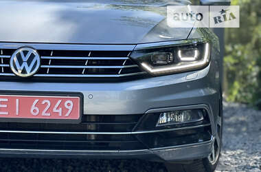 Седан Volkswagen Passat 2019 в Дрогобичі