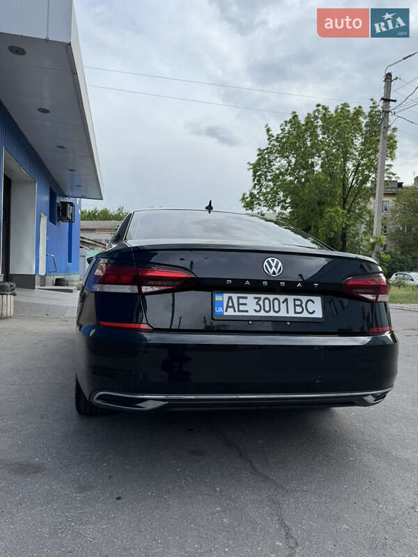 Седан Volkswagen Passat 2020 в Каменском