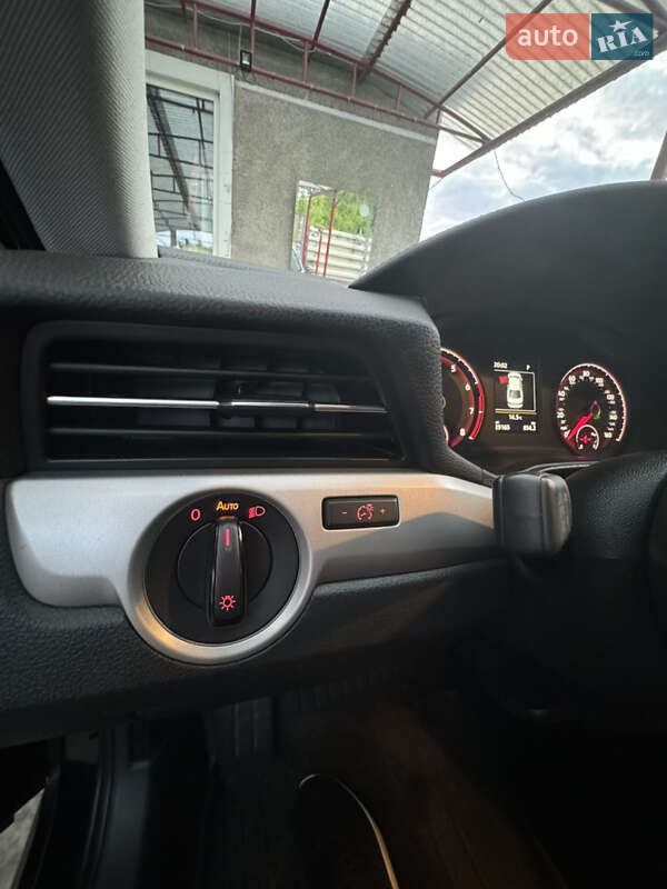 Седан Volkswagen Passat 2020 в Каменском