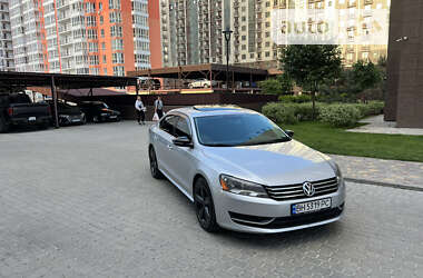 Седан Volkswagen Passat 2012 в Одесі