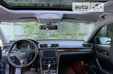 Седан Volkswagen Passat 2013 в Виннице