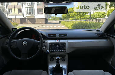Универсал Volkswagen Passat 2007 в Ивано-Франковске