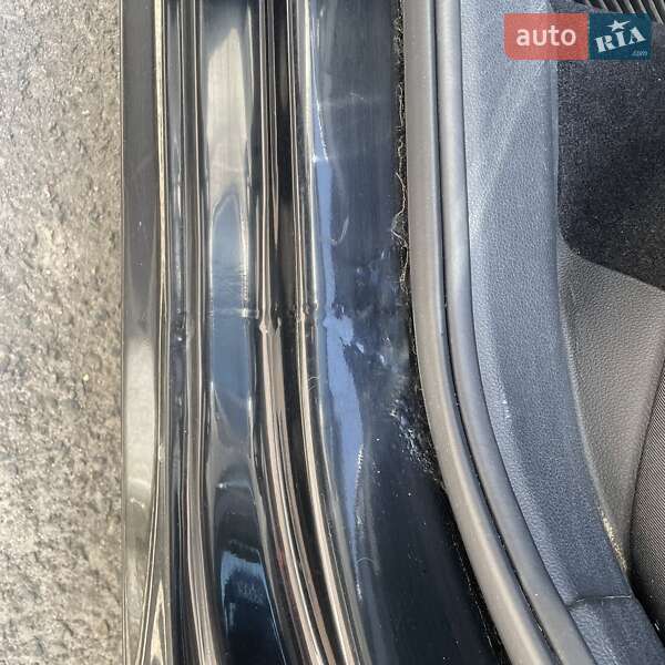 Седан Volkswagen Passat 2014 в Львове