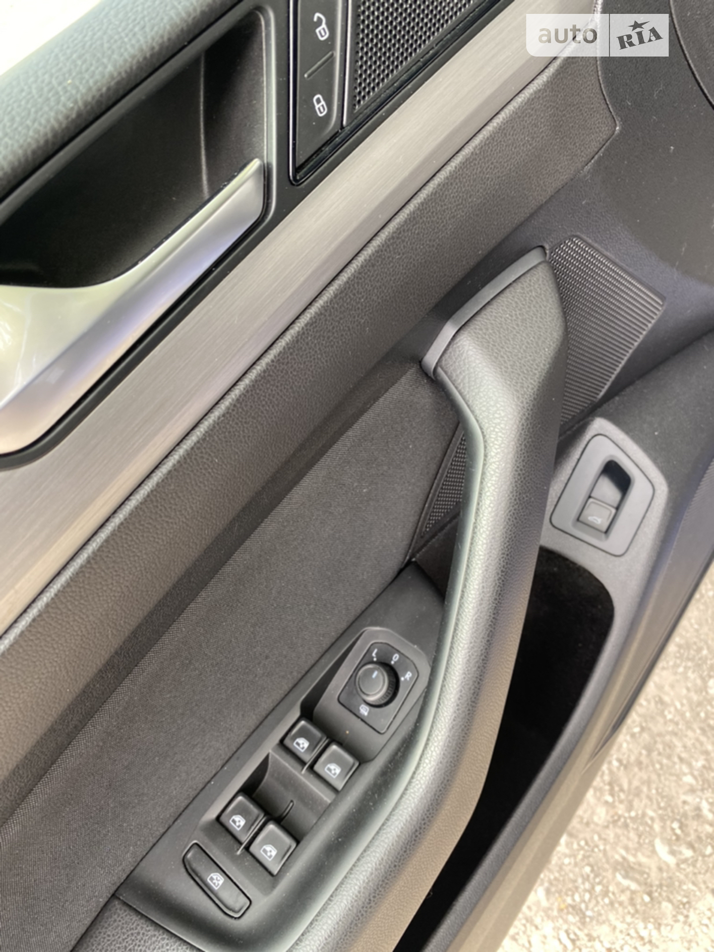 2019 Volkswagen Passat - мініатюра 16