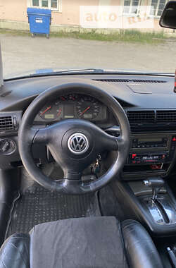 Универсал Volkswagen Passat 1998 в Кременце
