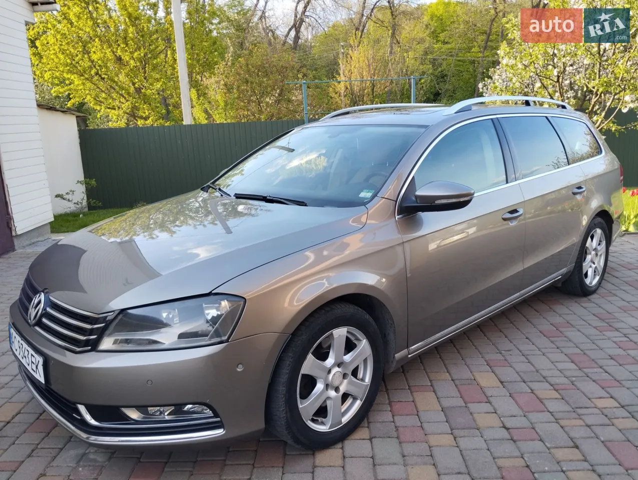 2010 Volkswagen Passat - мініатюра 25